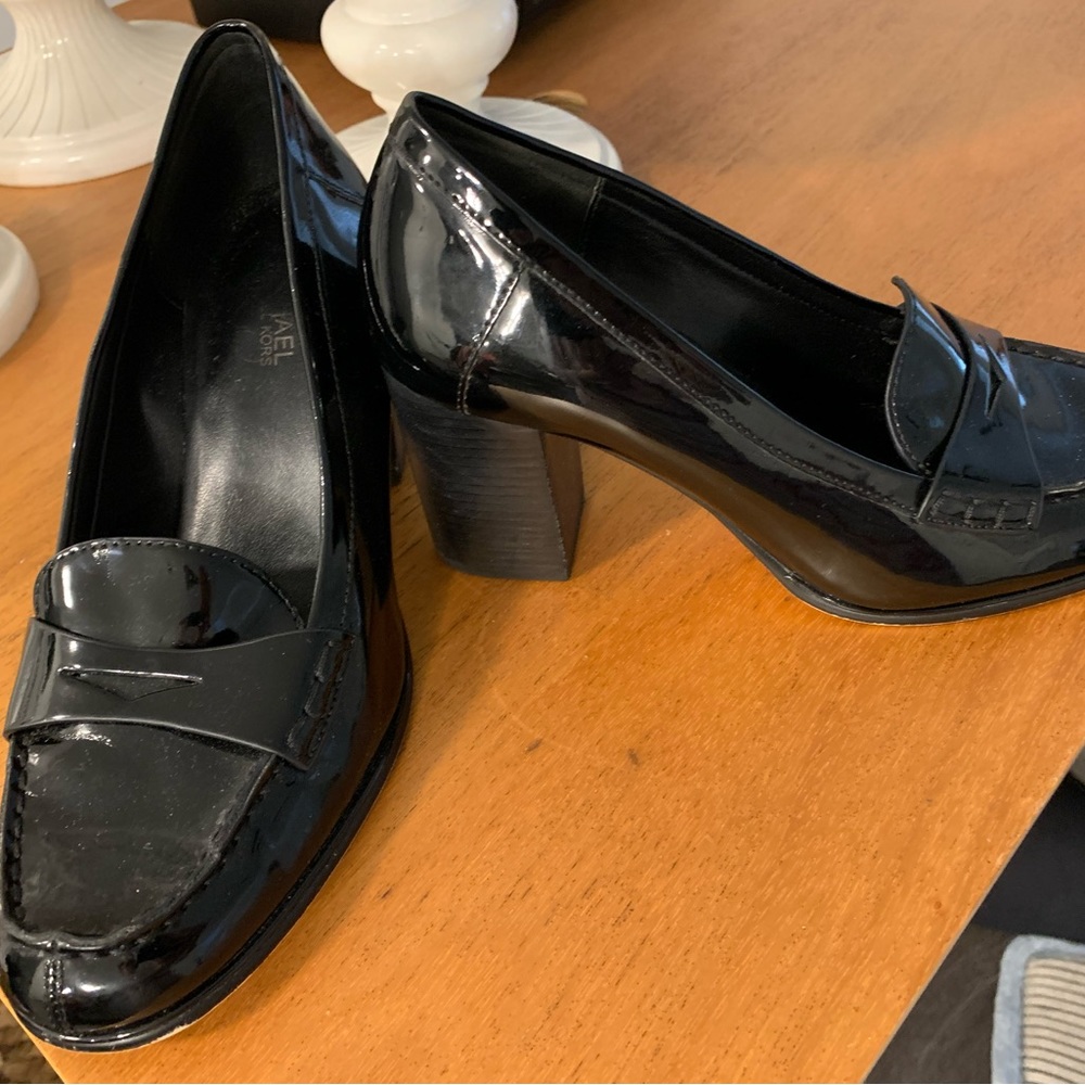 MK size 6 heels